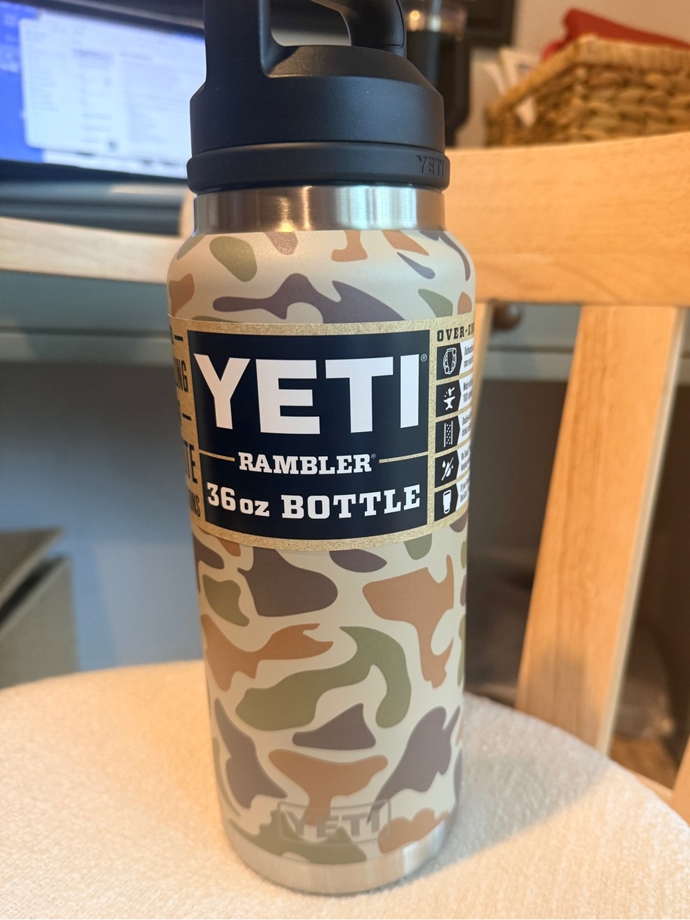 NWT Yeti Tan Camo Rambler 36oz Bottle Chug - LIMITED EDITION